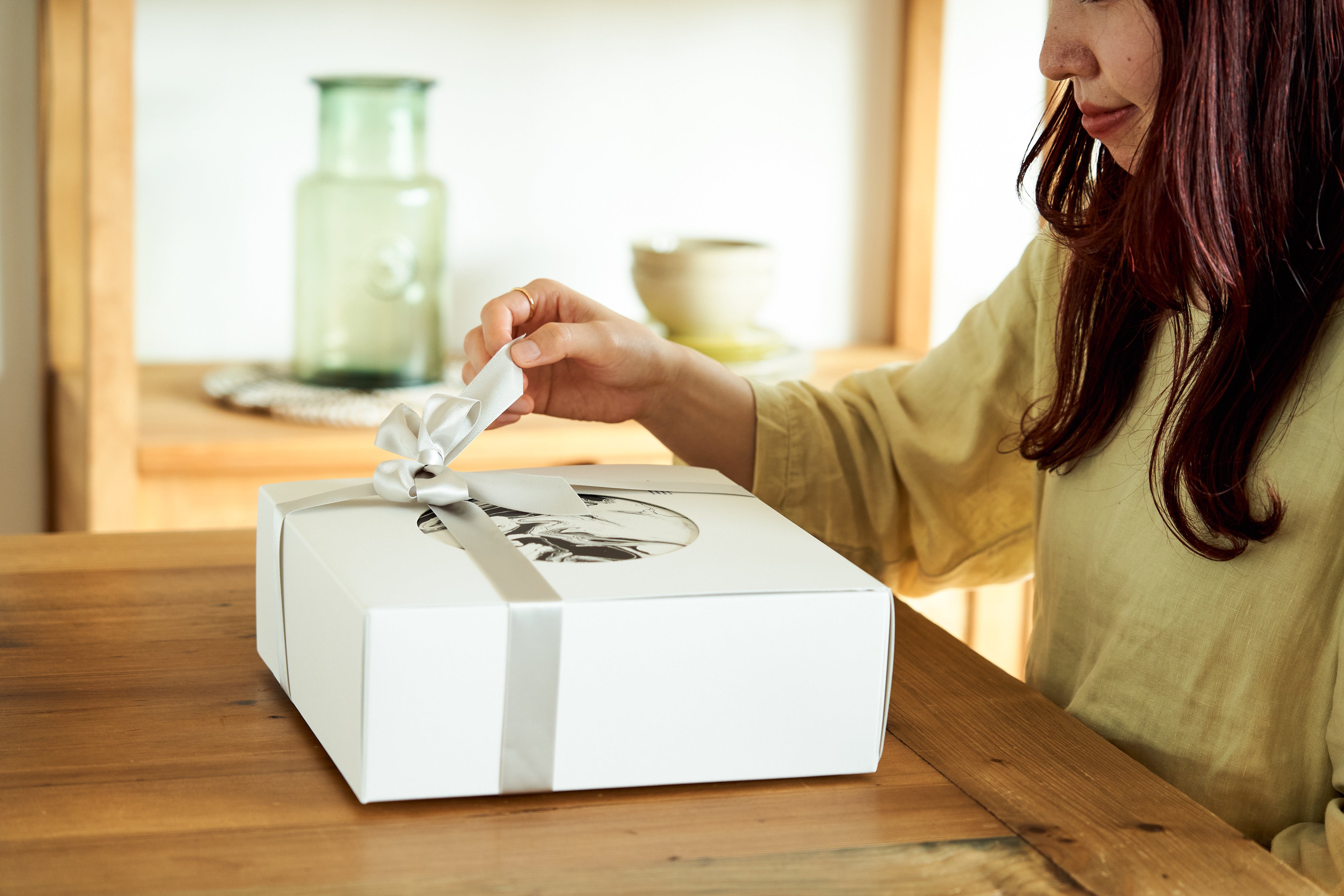 熨斗って何を選べばいいの?ギフトで迷いやすい「蝶結び」と「結び切り」の違い