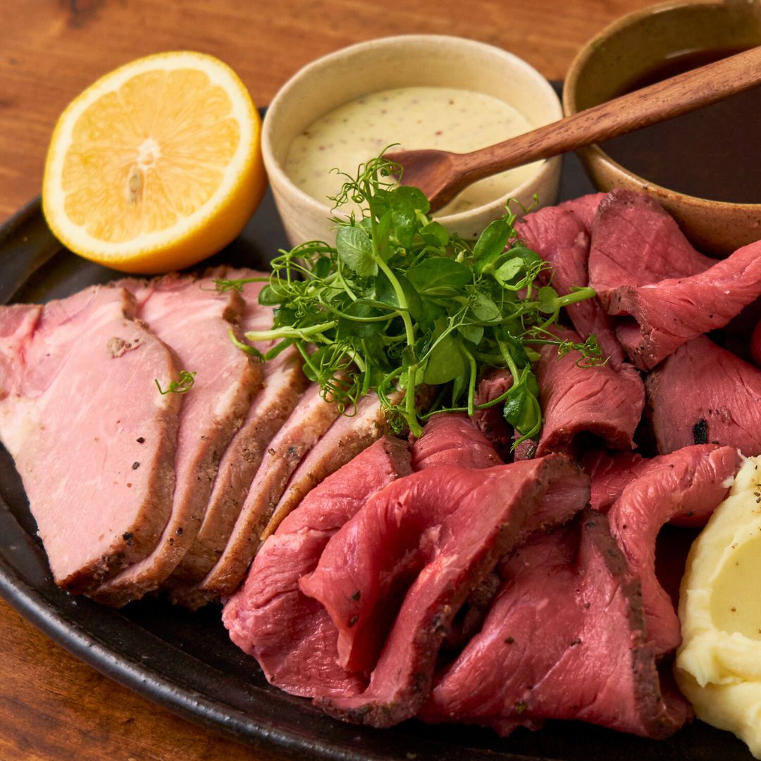牛と豚の贅沢ロースト盛り(THE ROAST BEEF BOX)B3